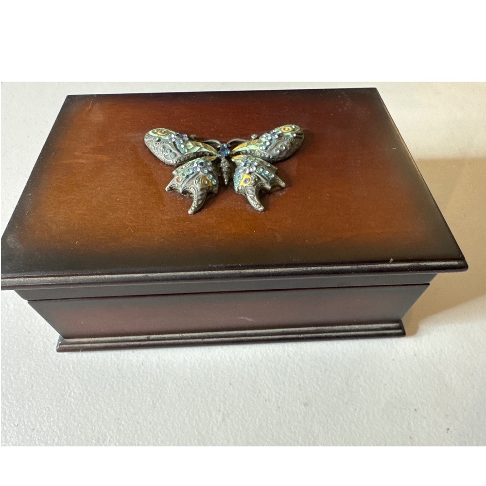 Vintage Style Wooden Jewelry Box Brown Mahogany Finish Rhinestone Butterfly Lid